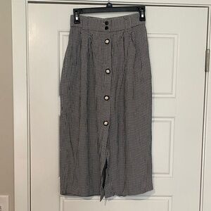 Vintage High Waisted Button down Classic Black and White Checkered Skirt